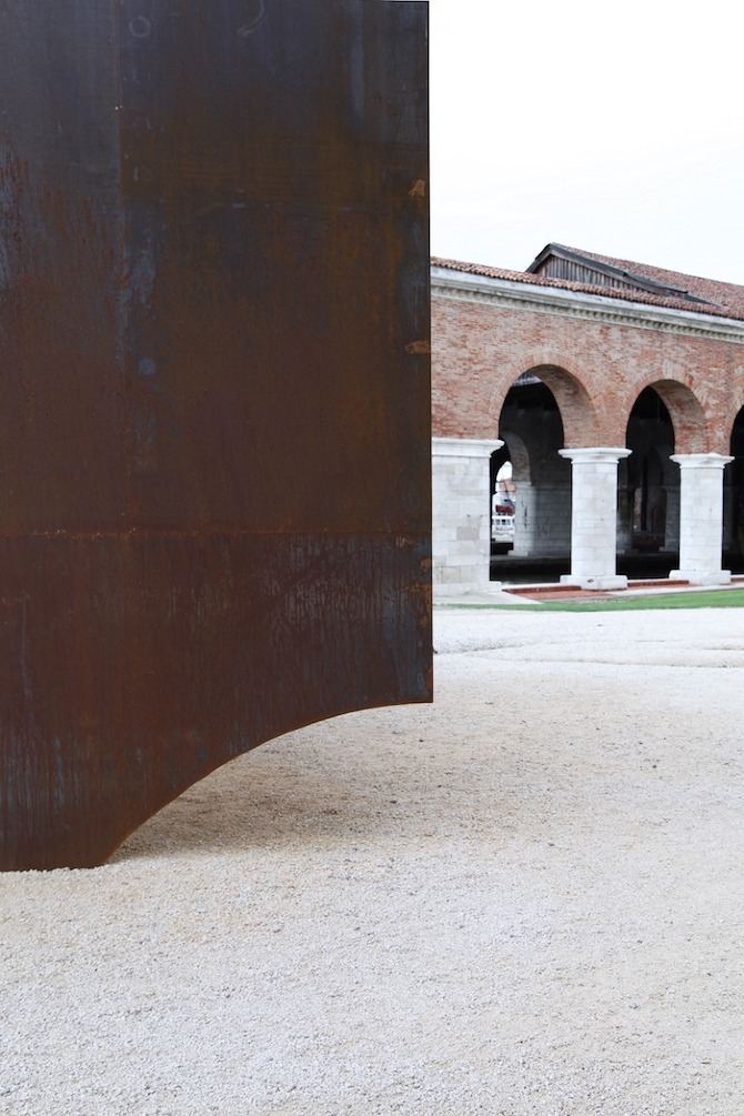 The Closing of 13th Venice Biennale in THISISPAPER MAGAZINE 0067 2 The Closing of 13th Venice Biennale in THISISPAPER MAGAZINE